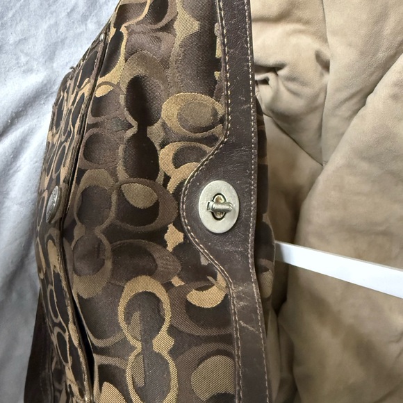 Coach Chelsea Signature Hobo Shoulder Bag – Brown (Style G06J-10143) - Picture 4 of 12